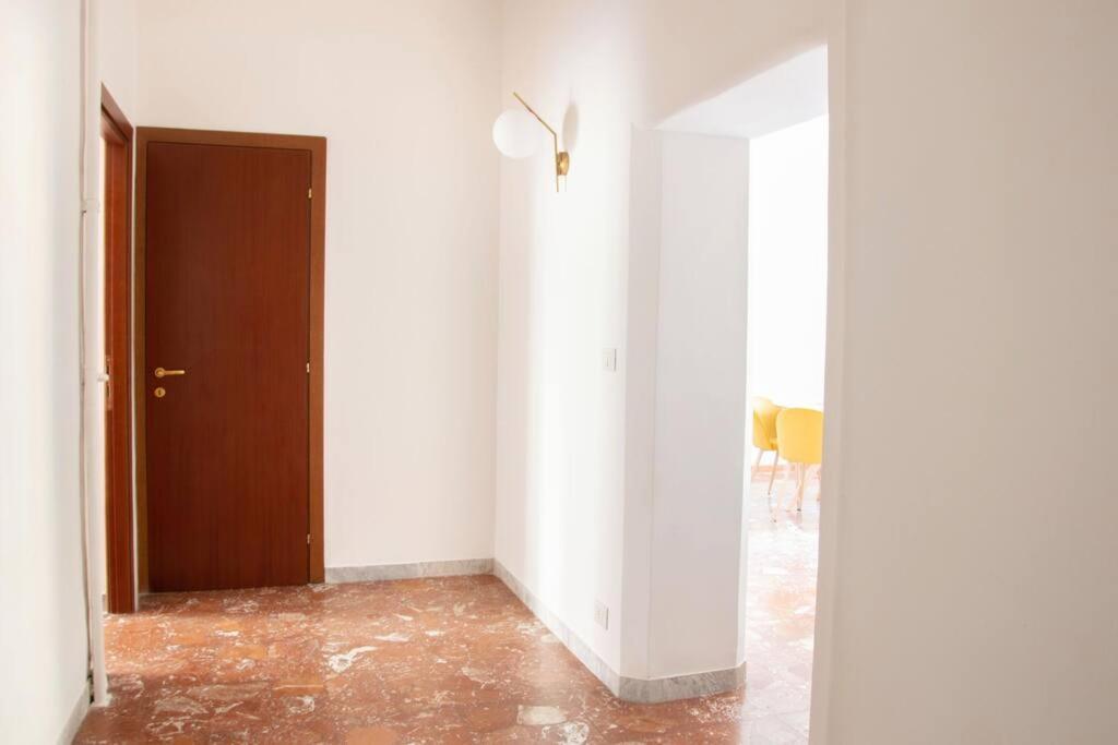 Appartamento Di Charme San Giovanni - Colosseo Rome Bagian luar foto